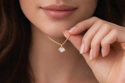 Colar Feminino Banhado A Ouro 18k Ponto De Luz Coração